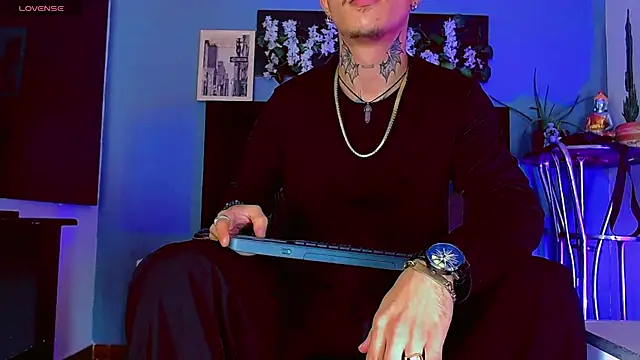 HannibalLester online show from July 2026 04:13:01 AM