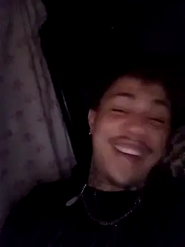 HannibalLester online show from November 2025 07:08:02 PM