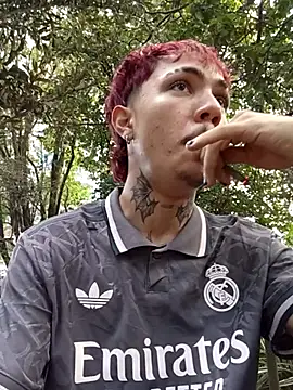 HannibalLester online show from November 2025 09:20:02 PM