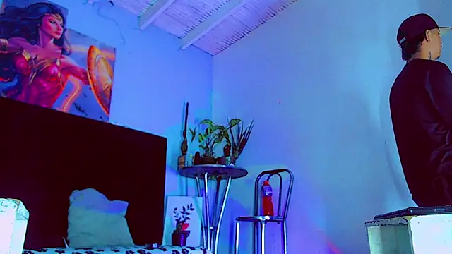 HannibalLester online show from October 2025 06:03:01 AM