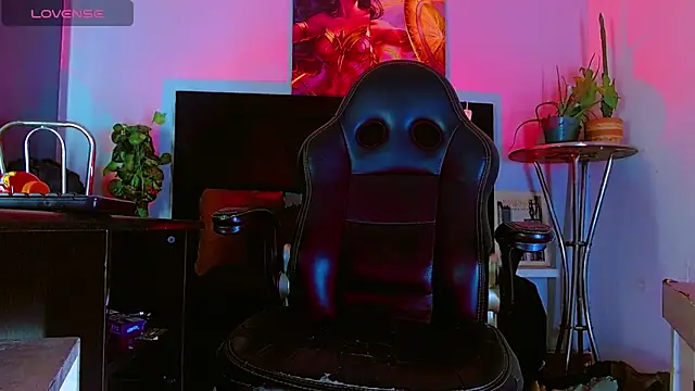 HannibalLester online show from February 2026 06:10:02 AM