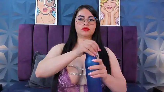 NicoleJonss online show from March 2026 03:22:01 AM