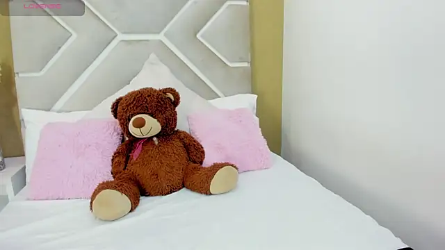 Melany Ebonyy online show from February 2025 02:31:02 PM