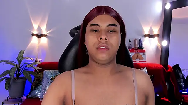 Emili Roux online show from May 2026 10:23:01 AM