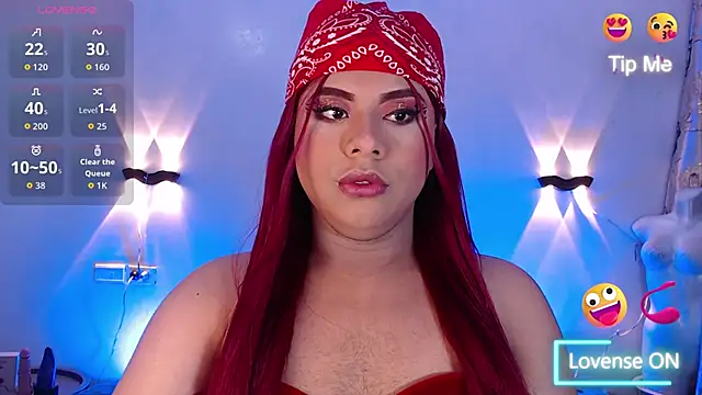 Emili Roux online show from November 2025 12:16:01 PM