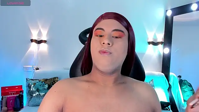 Emili Roux online show from March 2026 10:28:01 AM