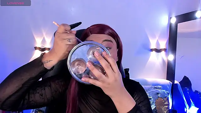 Emili Roux online show from April 2026 10:10:02 AM