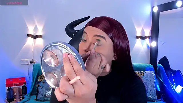 Emili Roux online show from April 2026 10:11:01 AM