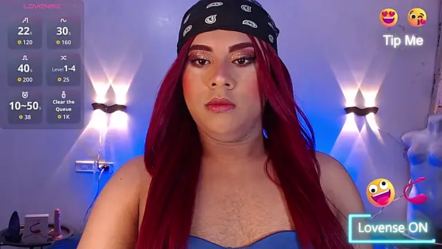 Emili Roux online show from November 2025 12:19:02 PM