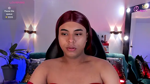Emili Roux online show from May 2026 10:27:01 AM