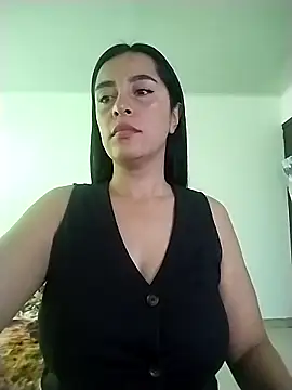 hailey85 online show from February 2026 07:03:02 PM