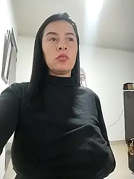 hailey85 online show from February 2026 12:00:01 AM