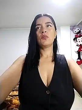 hailey85 online show from February 2026 11:44:02 PM