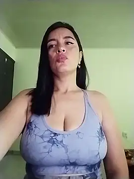 hailey85 online show from April 2026 08:48:02 PM