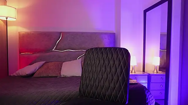 maximusclark1 online show from April 2026 02:27:02 AM