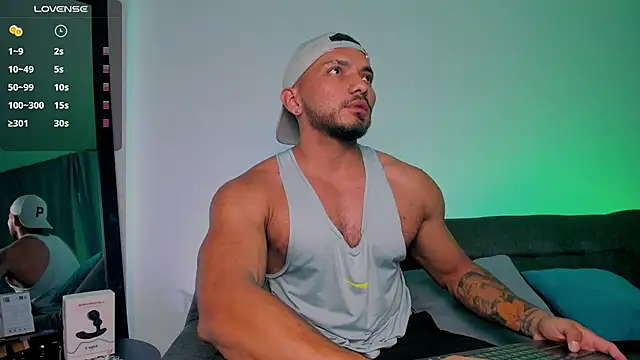 maximusclark1 online show from February 2025 11:15:02 PM
