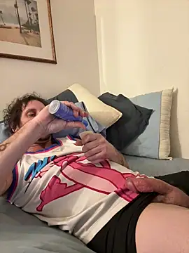 mackshaft4711 online show from December 2025 05:34:02 AM