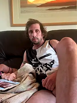 mackshaft4711 online show from October 2025 11:42:01 AM