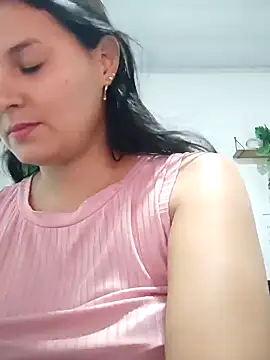 elena jonees online show from October 2025 08:09:02 PM