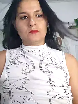 elena jonees online show from October 2025 08:24:01 PM