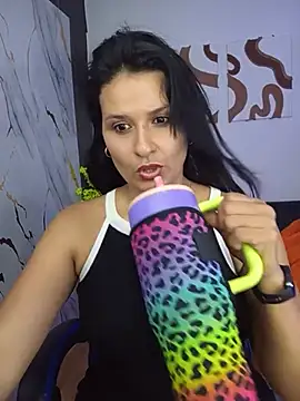 Snapshot of elena_jonees chatting on June 2026 08:46:01 PM elena jonees online show from June 2026 08:46:01 PM