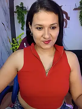 Snapshot of elena_jonees chatting on July 2026 08:45:02 PM elena jonees online show from July 2026 08:45:02 PM