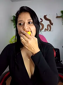 elena jonees online show from March 2026 08:14:02 PM