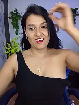 Snapshot of elena_jonees chatting on July 2026 08:42:02 PM elena jonees online show from July 2026 08:42:02 PM