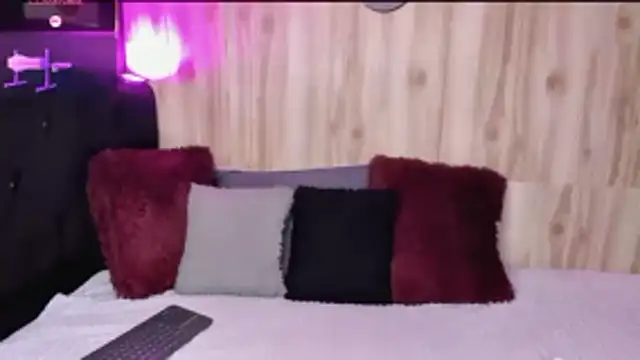 yoishat77 online show from November 2025 05:33:01 AM