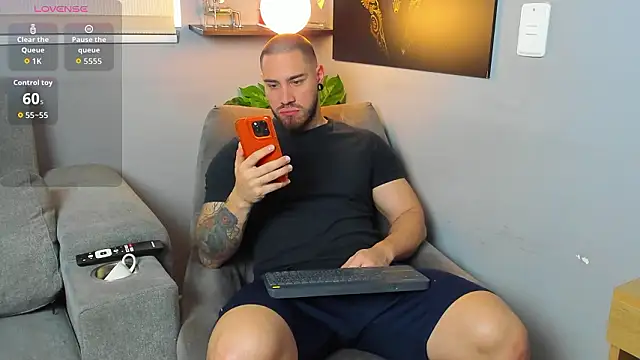 Giorgio-Leone online show from March 2026 08:53:01 PM