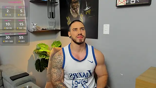 Snapshot of Giorgio-Leone chatting on November 2025 08:13:02 PM Giorgio-Leone online show from November 2025 08:13:02 PM