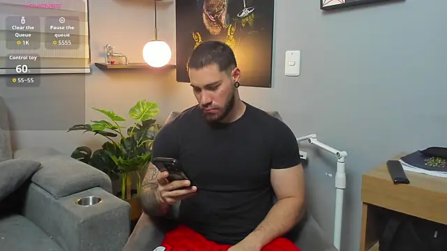 Giorgio-Leone online show from April 2026 12:17:01 AM