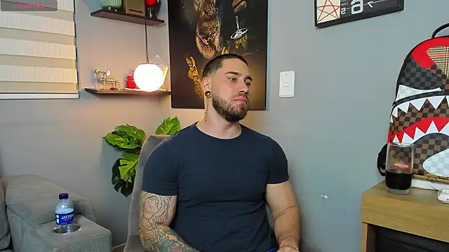 Giorgio-Leone online show from March 2026 02:11:01 AM