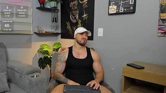 Snapshot of Giorgio-Leone chatting on November 2025 09:42:02 PM Giorgio-Leone online show from November 2025 09:42:02 PM