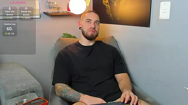 Giorgio-Leone online show from February 2026 11:05:02 PM