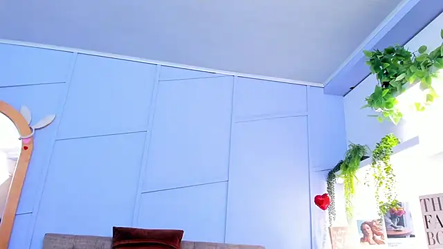 nathalie rossel online show from November 2025 07:06:02 PM