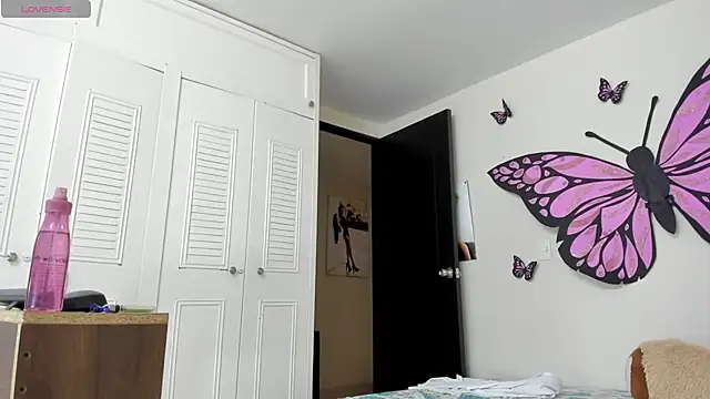 Snapshot of sweet_amalia4 chatting on October 2025 07:03:01 PM sweet amalia4 online show from October 2025 07:03:01 PM