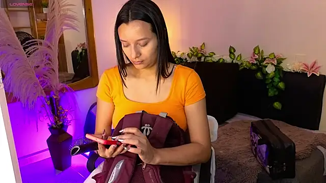 Hannah williams1 online show from December 2025 08:52:01 PM