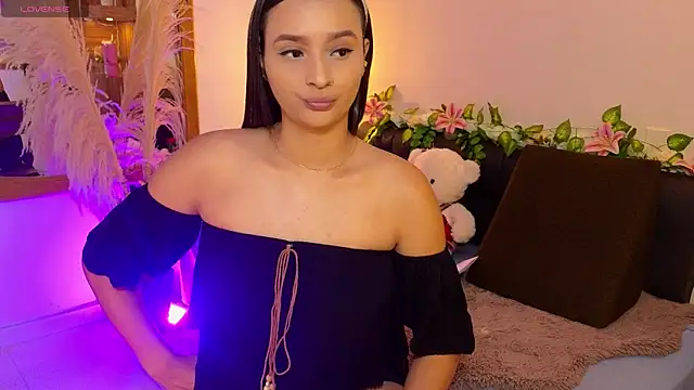 Hannah williams1 online show from September 2025 08:53:01 PM