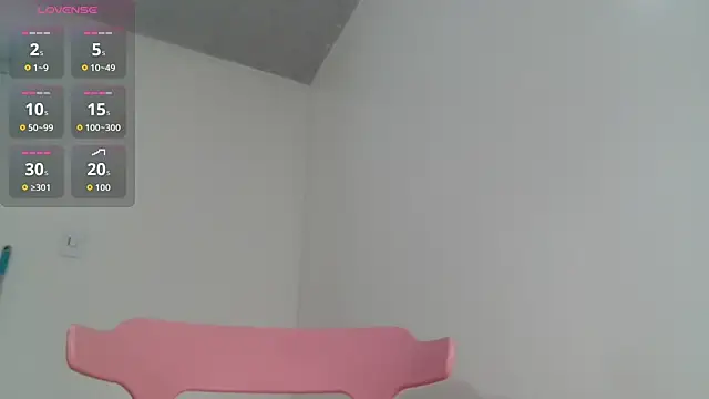 Full Fist online show from April 2026 02:01:05 PM