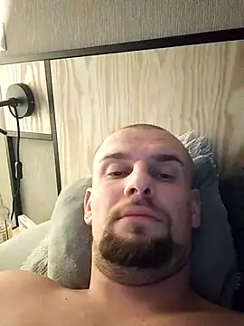 Regularfucker28 online show from September 2025 03:17:02 AM