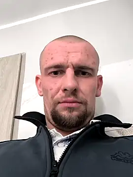 Regularfucker28 online show from April 2026 08:26:02 PM