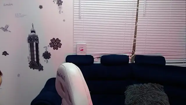 Snapshot of Naiara_Sex_ chatting on February 2025 12:27:02 PM Naiara Sex online show from February 2025 12:27:02 PM