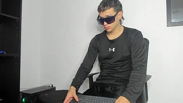 Snapshot of Dimitri_higth420 chatting on December 2025 01:06:01 PM Dimitri higth420 online show from December 2025 01:06:01 PM