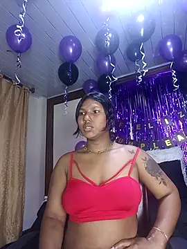 Snapshot of AnnieScott_ chatting on November 2025 07:24:02 PM AnnieScott online show from November 2025 07:24:02 PM