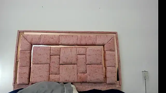 zoee lovv online show from February 2025 07:09:02 AM