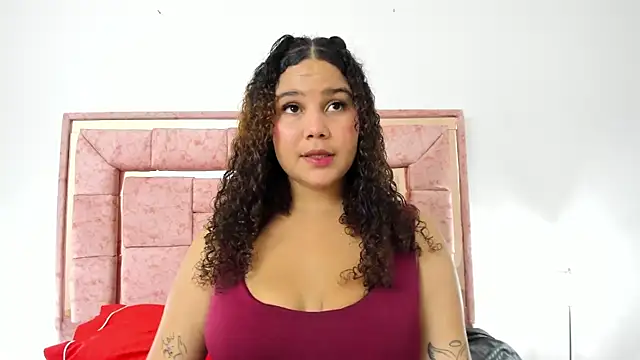 zoee lovv online show from January 2025 03:15:01 AM