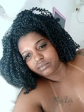 annybarros21 online show from November 2025 12:19:01 PM