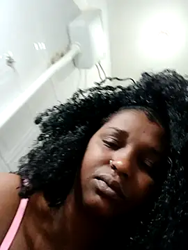 annybarros21 online show from October 2025 11:33:01 AM