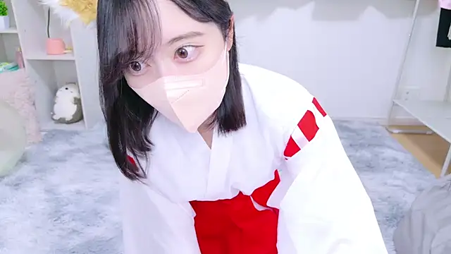 Snapshot of Yurie_ chatting on January 2025 02:17:01 AM Yurie online show from January 2025 02:17:01 AM